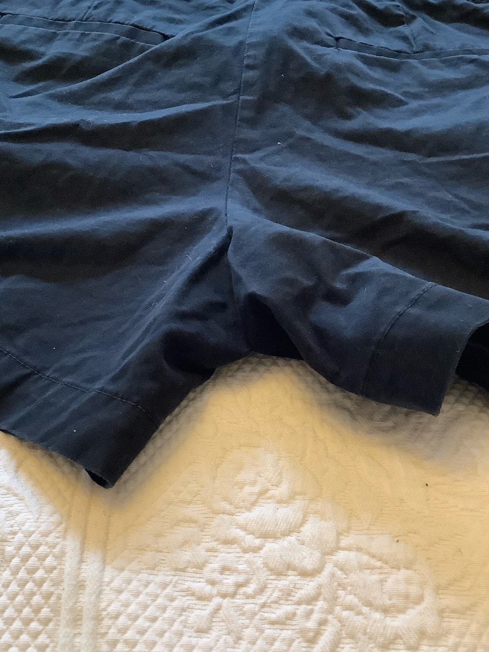 GAP Black High-Rise Pleated Women's Shorts - Picture 12 of 12